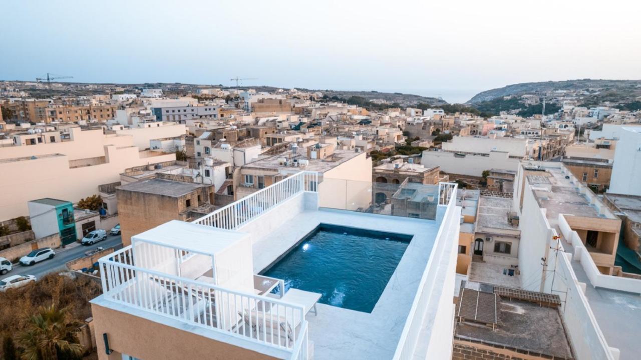 Anici Crt Penthouse 4 - With Private Rooftop Pool 빅토리아 외부 사진