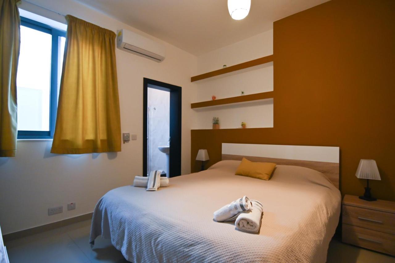 Anici Crt Penthouse 4 - With Private Rooftop Pool 빅토리아 외부 사진