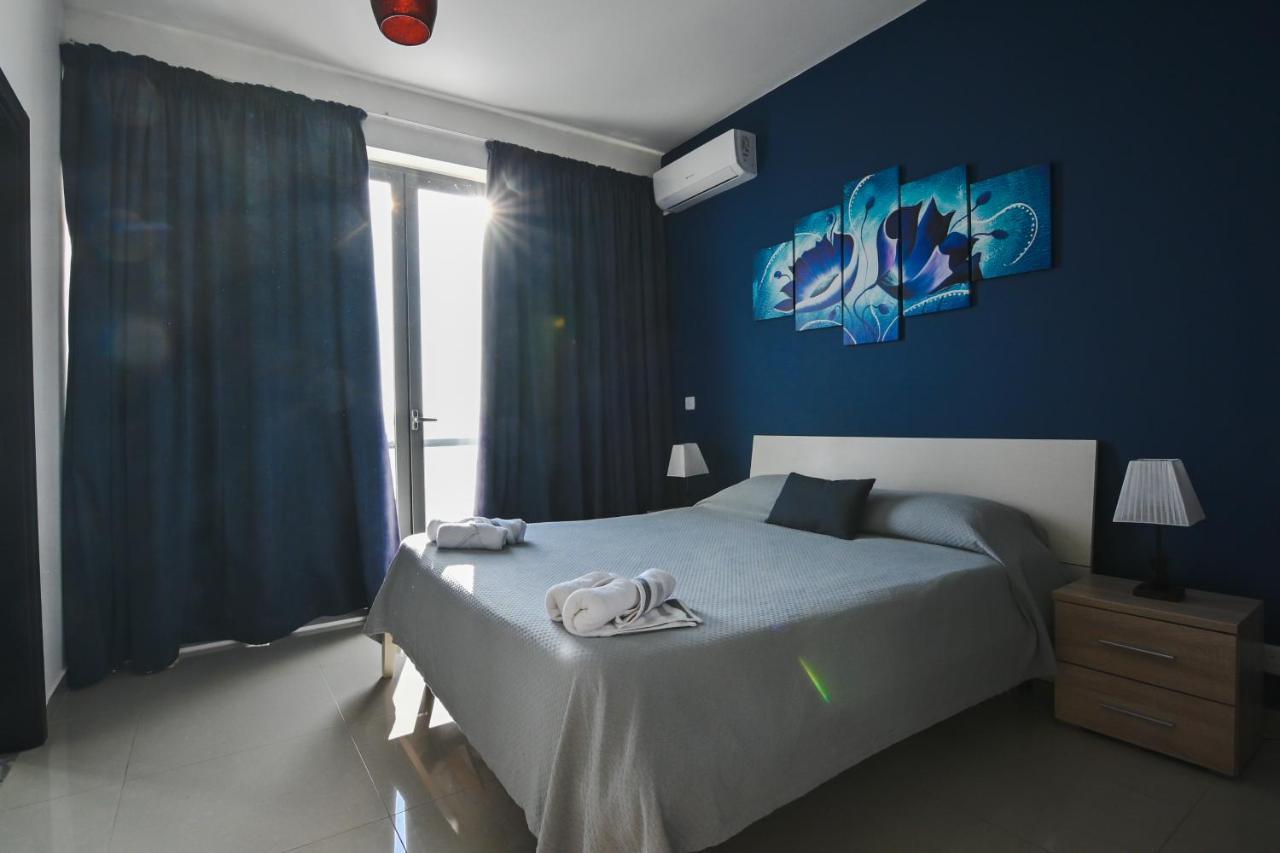 Anici Crt Penthouse 4 - With Private Rooftop Pool 빅토리아 외부 사진