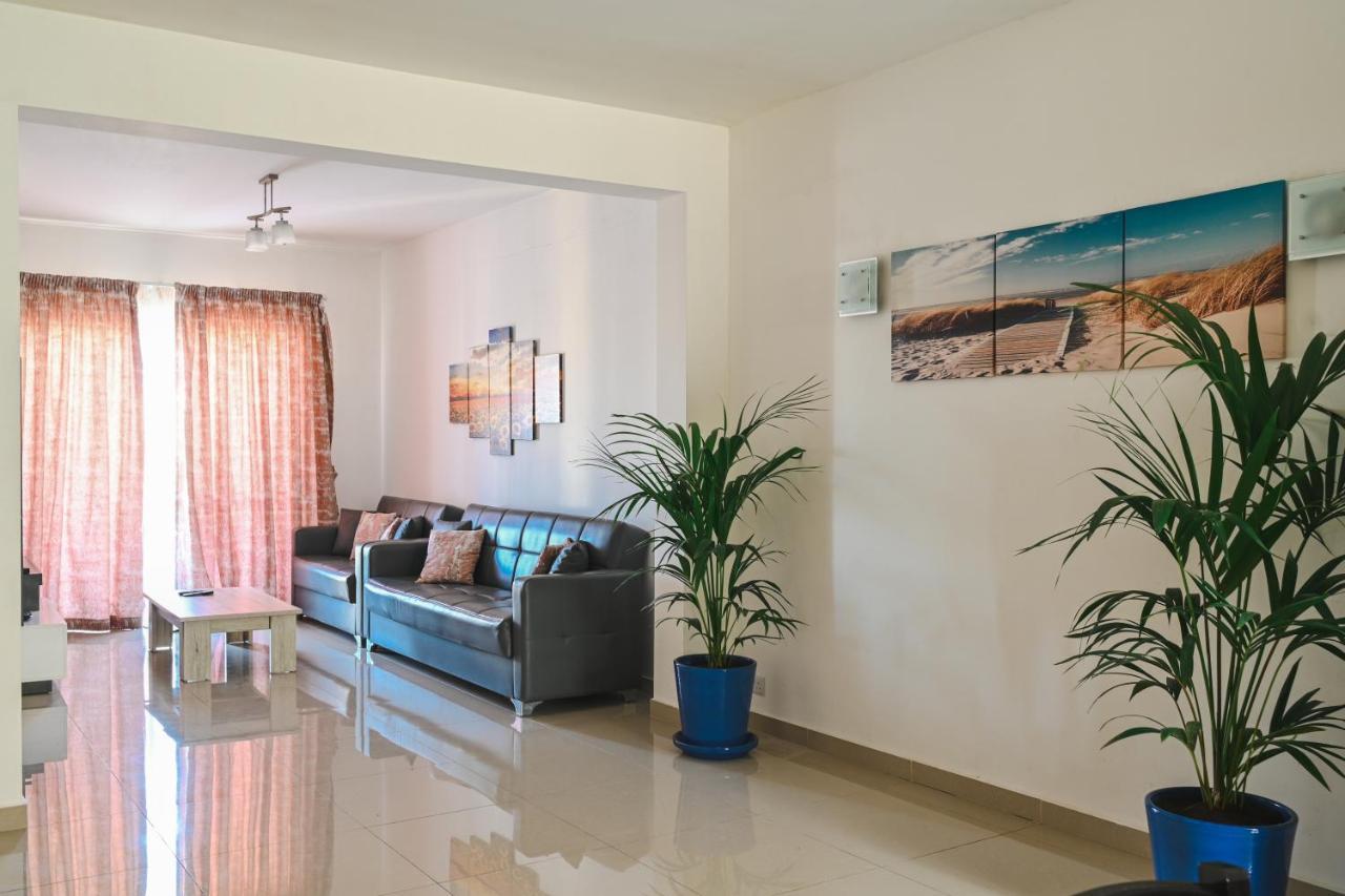 Anici Crt Penthouse 4 - With Private Rooftop Pool 빅토리아 외부 사진