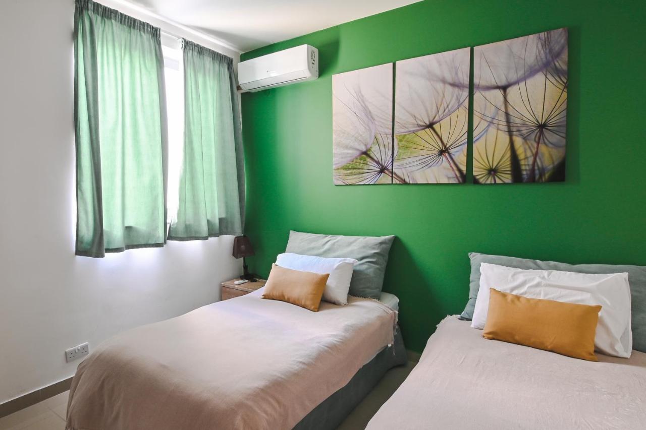 Anici Crt Penthouse 4 - With Private Rooftop Pool 빅토리아 외부 사진