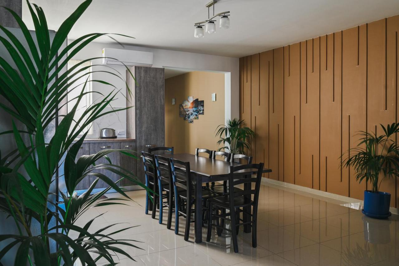 Anici Crt Penthouse 4 - With Private Rooftop Pool 빅토리아 외부 사진